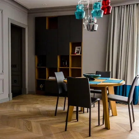 Center Classic Design Marijas Str 아파트 *
